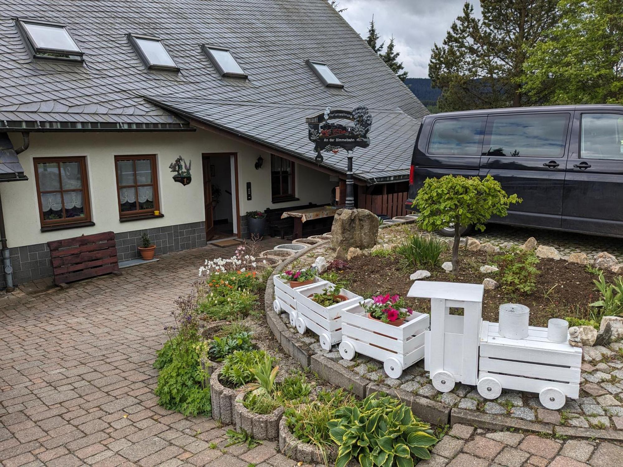 Ferienwohnung An Der Bimmelbahn - Familie Lange クロルト・オーバーヴィーゼンタール エクステリア 写真